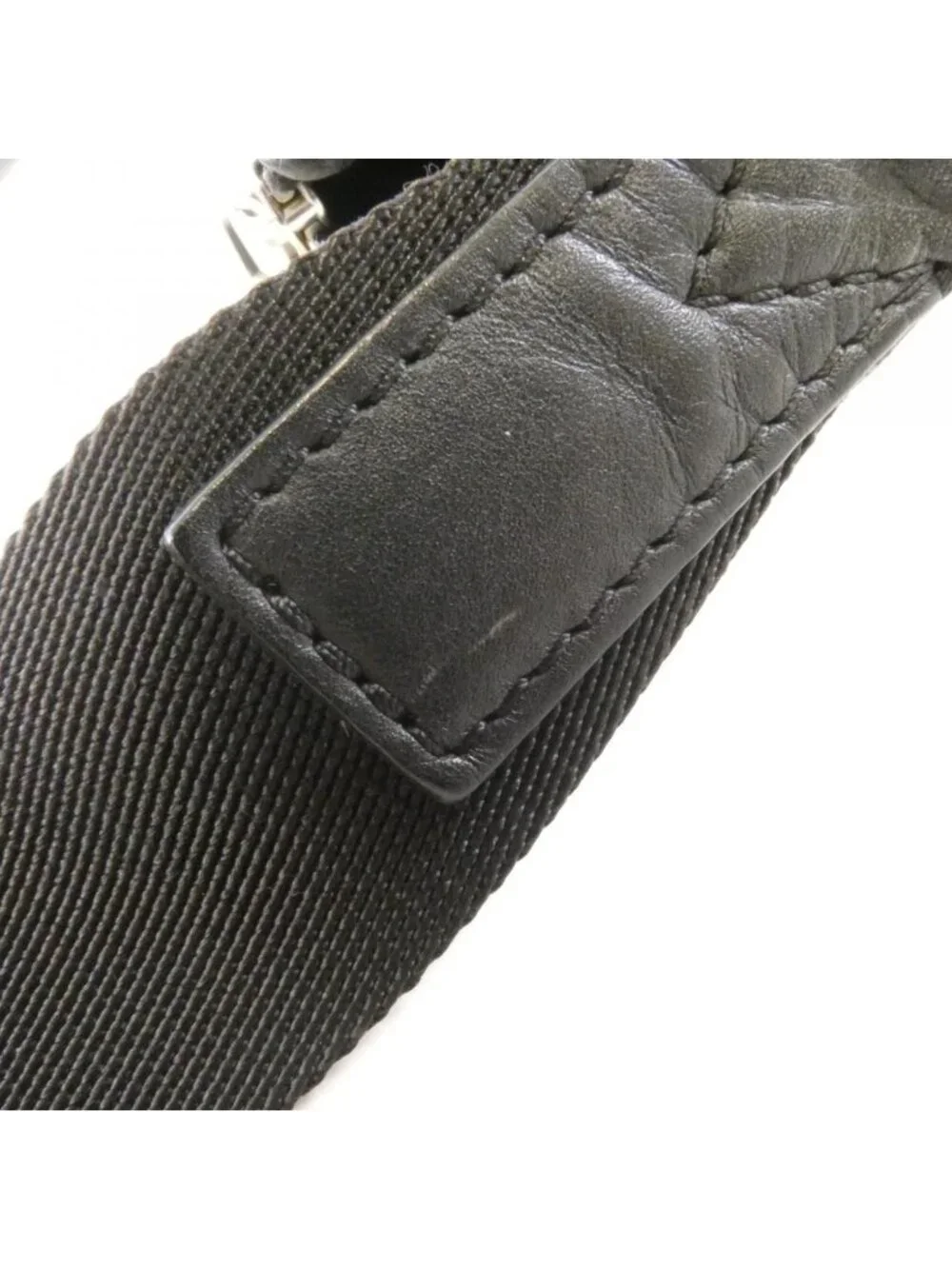 Louis Vuitton Damier Infini Discovery Messenger PM Shoulder